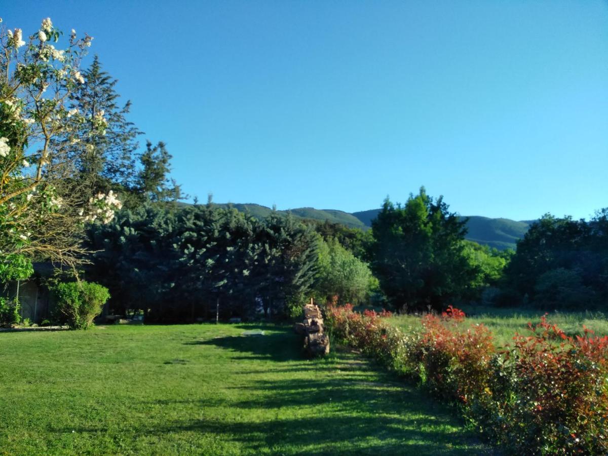 Lou Vergié maison provençale au pied du Luberon Villa Saint-Martin-de-Castillon Exterior foto